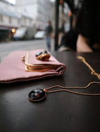 Collier noir