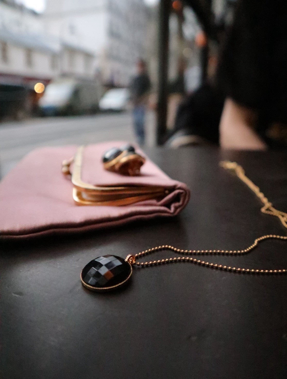 Collier noir